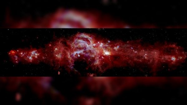 Впервые получено полное изображение центра нашей галактики